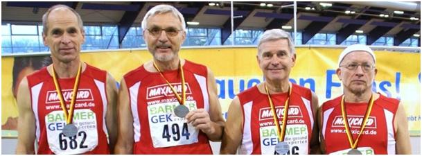 Sportler des STV Hünxe bei den Deutschen Senioren-Hallenmeisterschaften in Düsseldorf